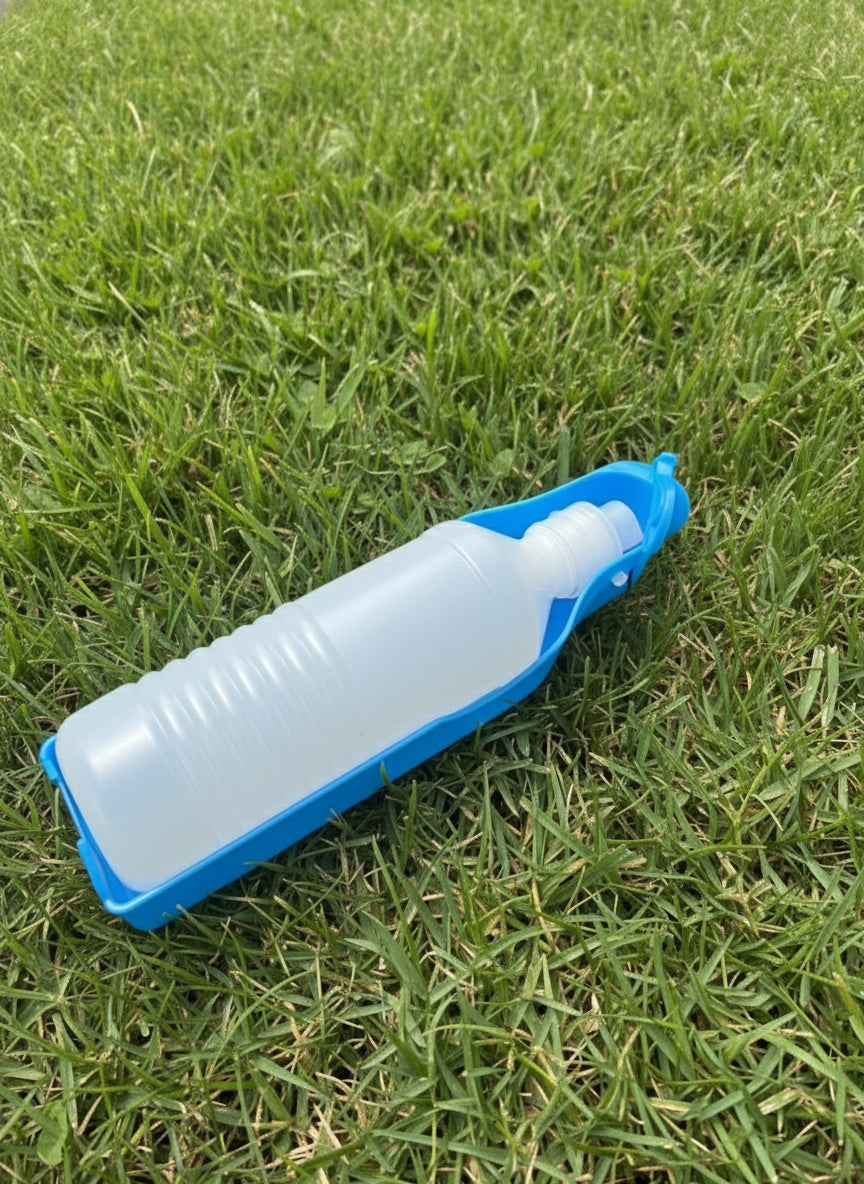 GOURDE pour chien ou chat - très pratique en voyage - bleu